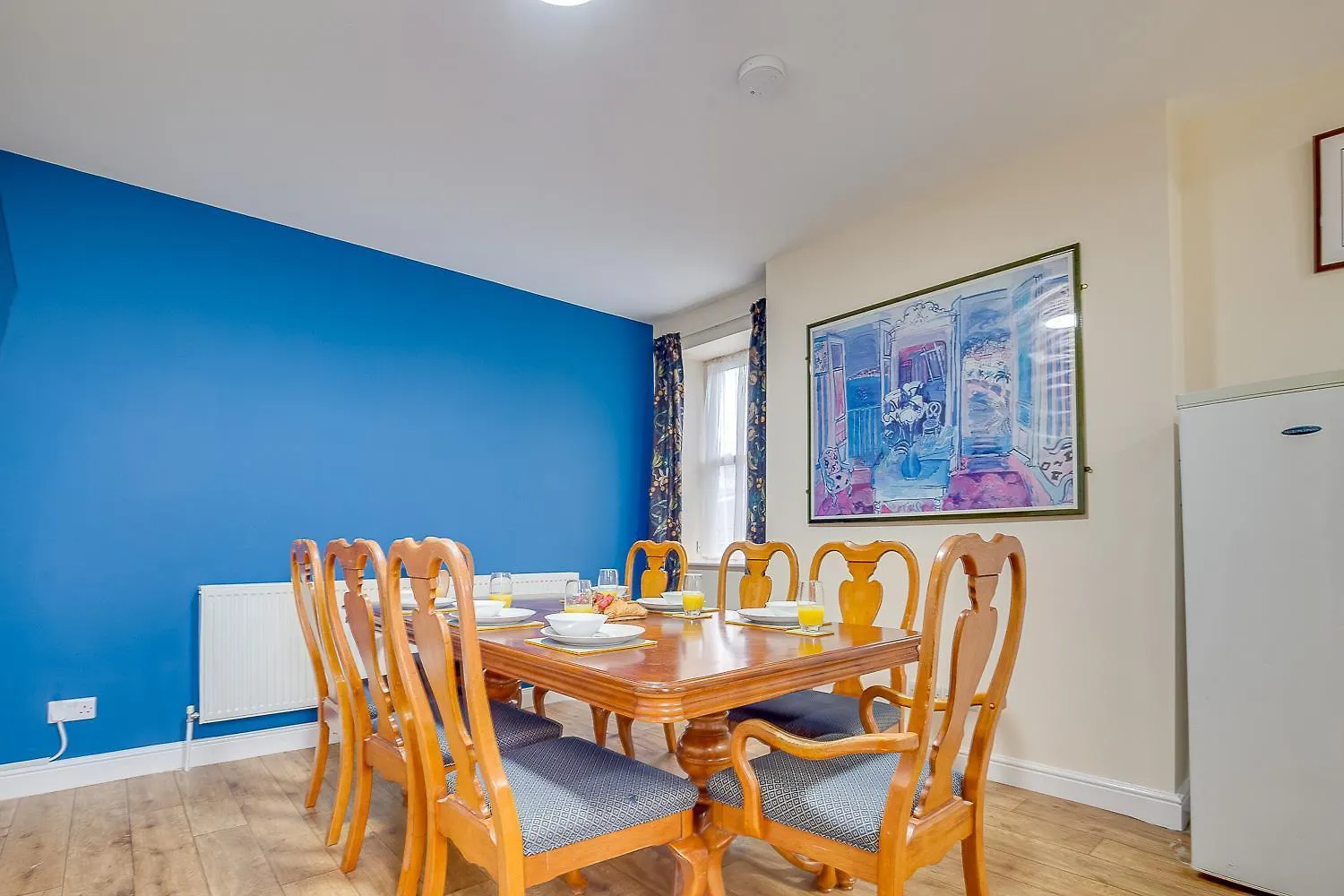 * Spacious 5Br Collegiate Crescent * Group Stay * Sheffield 0*,  United Kingdom