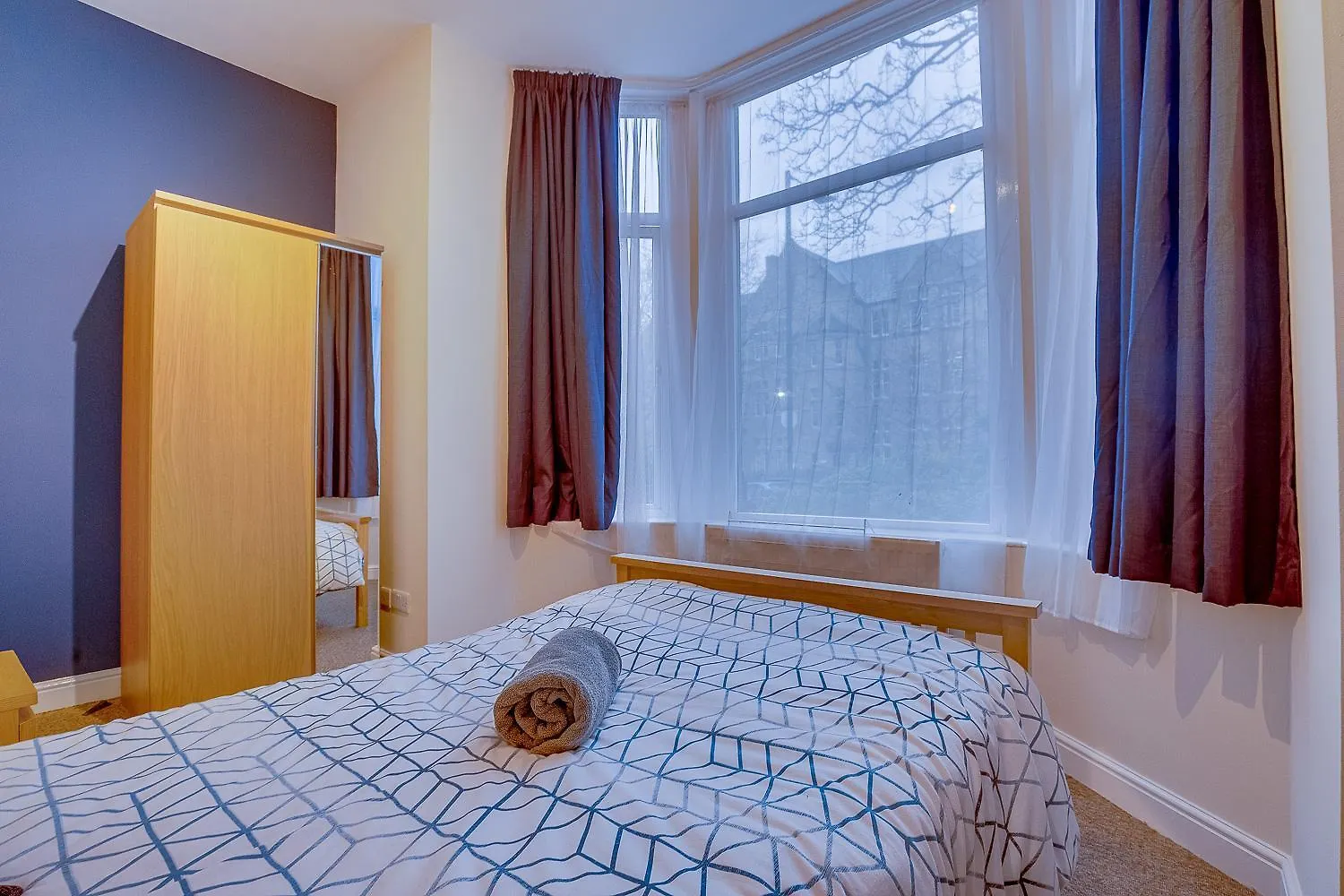 * Spacious 5Br Collegiate Crescent * Group Stay * Sheffield